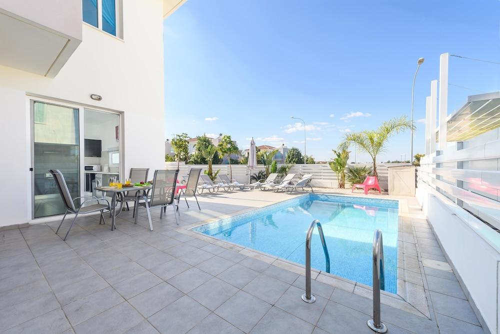 Avra Villa #22