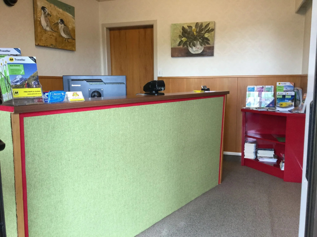 Beetham Park Motel