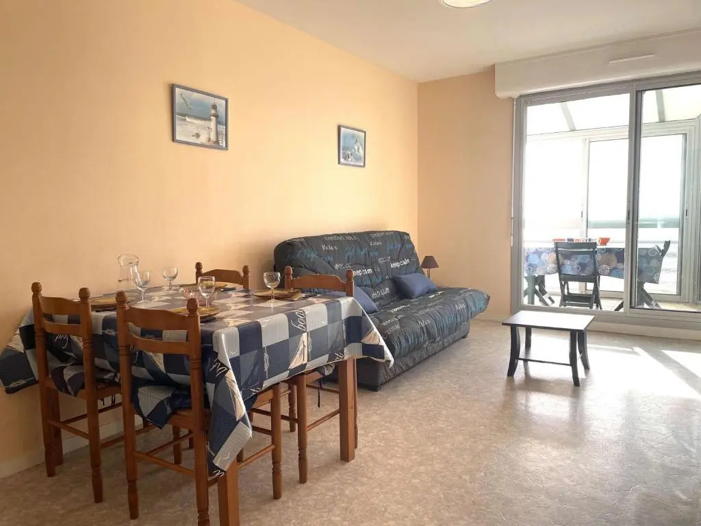 Appartement Saint-Gilles-Croix-de-Vie, 2 pièces, 4 personnes - FR-1-224-39