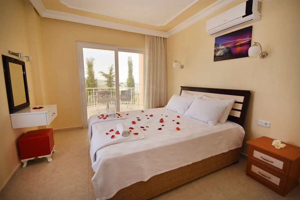 KAL1100 Villa Yonca 5 Bedrooms