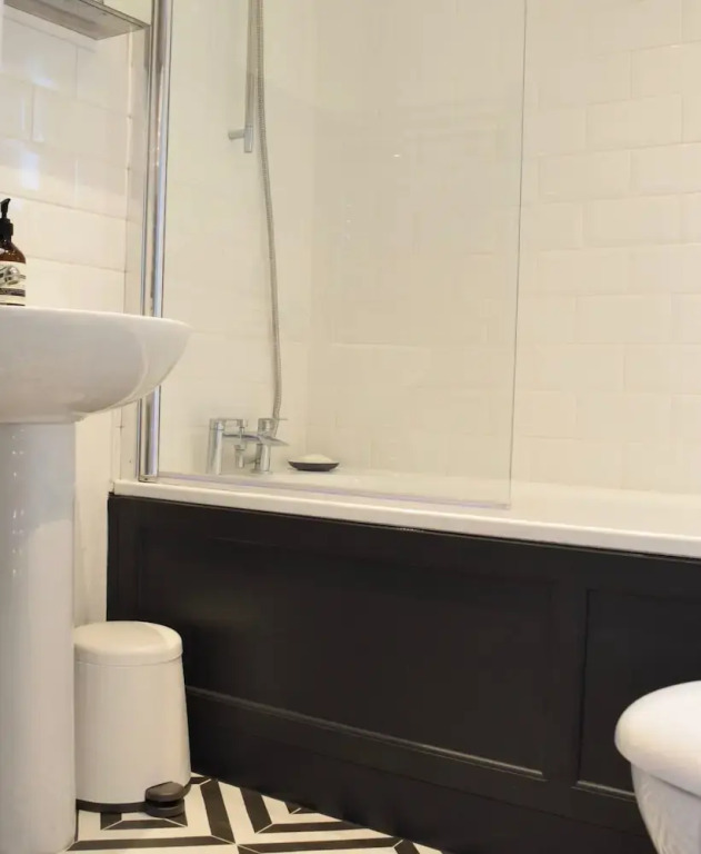 3 Bedroom Apartment in Brixton