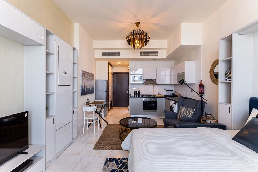 Bayz by Danube - Elegant Studio