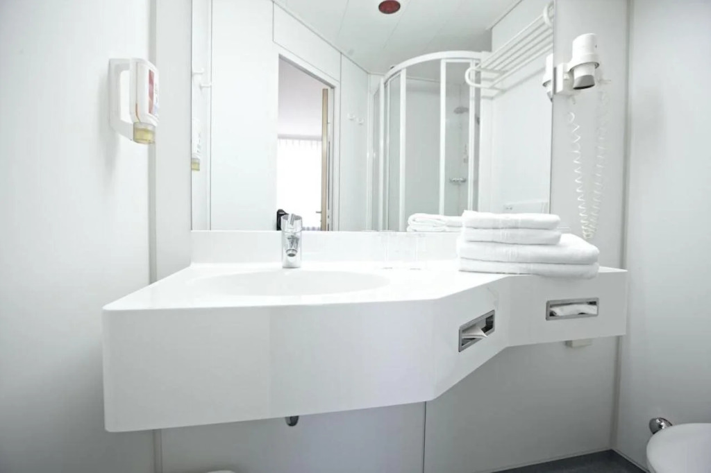 Отель Erfurt City Center by Leonardo Hotels