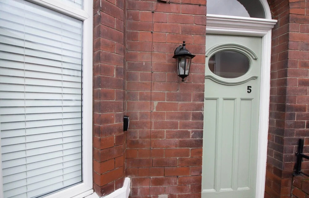 Newly Refurbished 3 Bedroom House