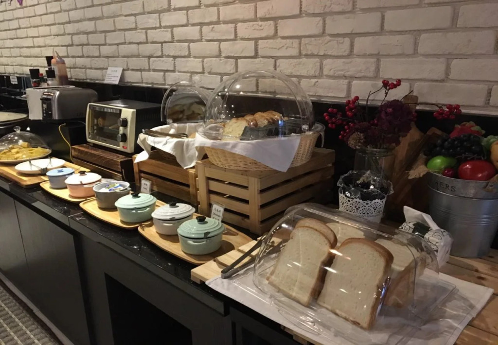 Aroma Chew Hotel