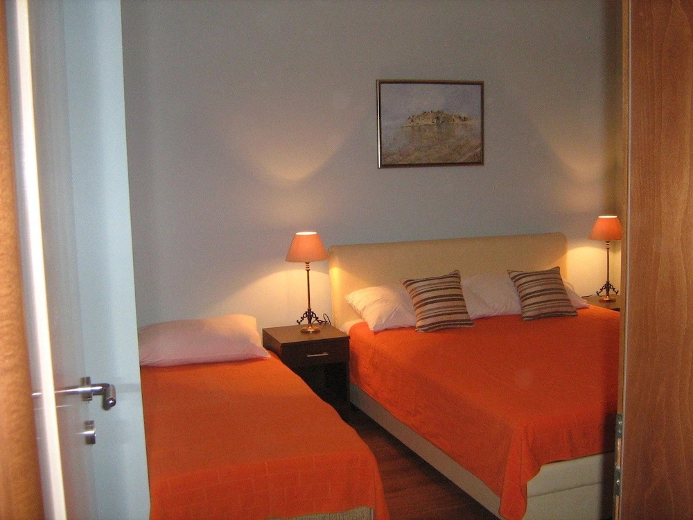 Apartments Milena