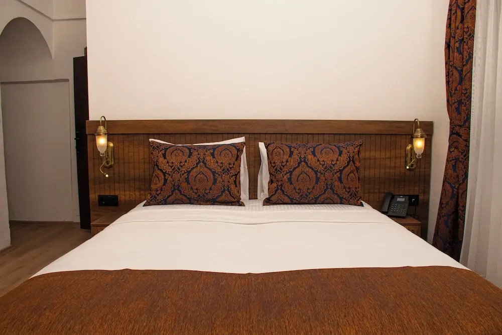 TASHAN1699 Otel ve Restoran