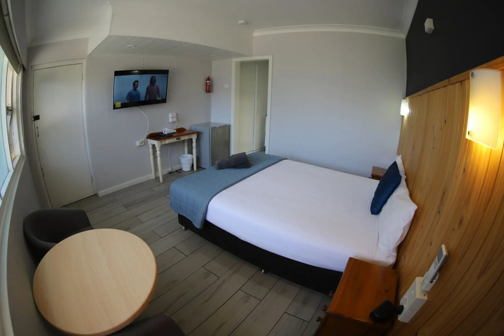 Sleepy Hill Motor Inn