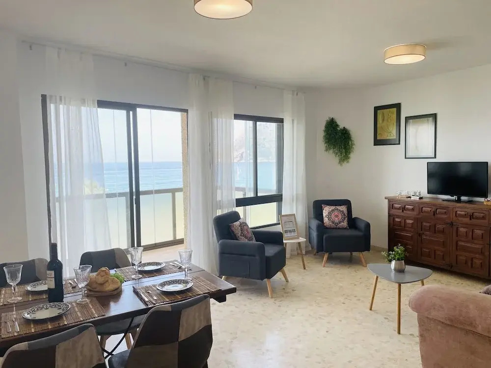 Apartamento Sol y Mar la Herradura by At Home Cost