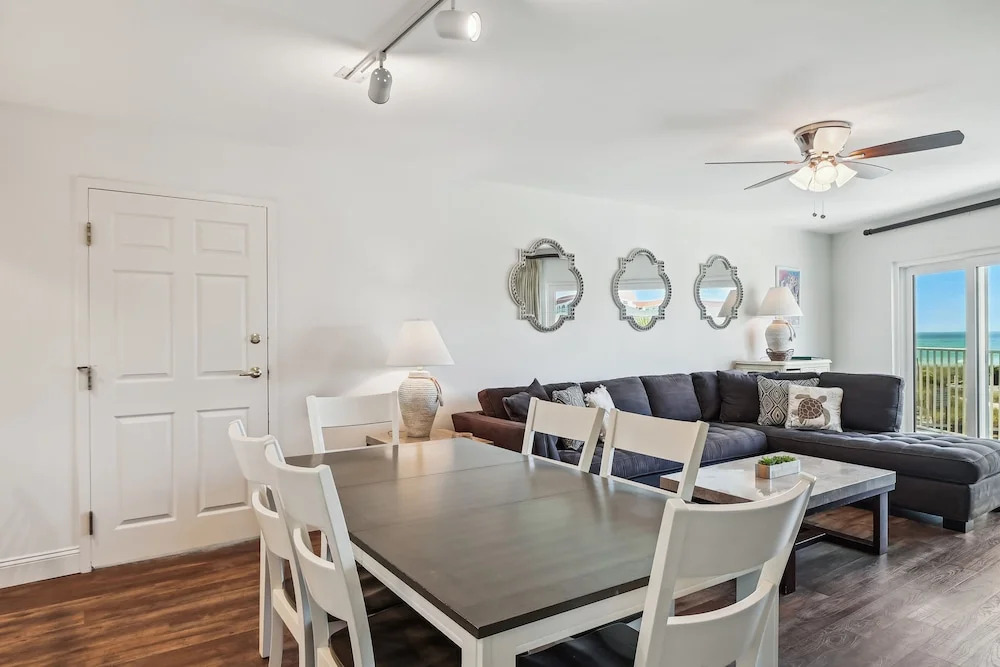 Seacrest 301B is a 2 BR Gulf front on Okaloosa Island by RedAwning