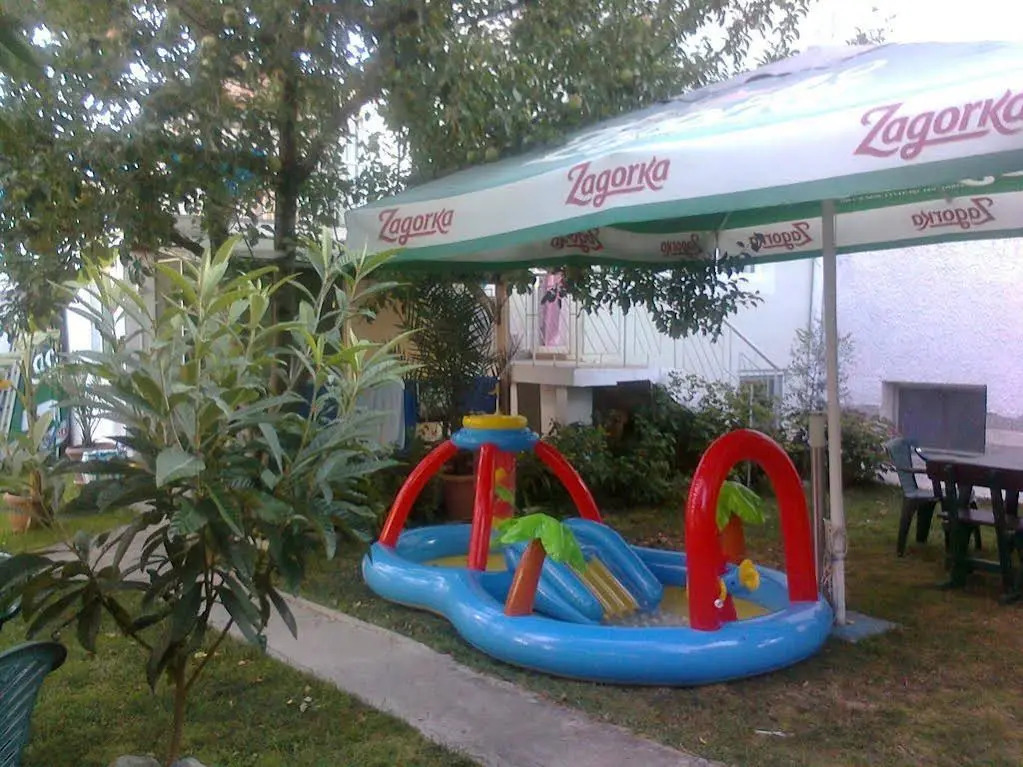 Ice Garden Guest House