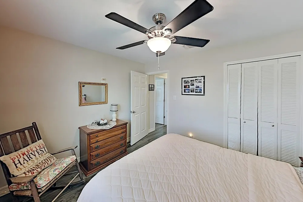 2614bayv 3 Bedroom Home