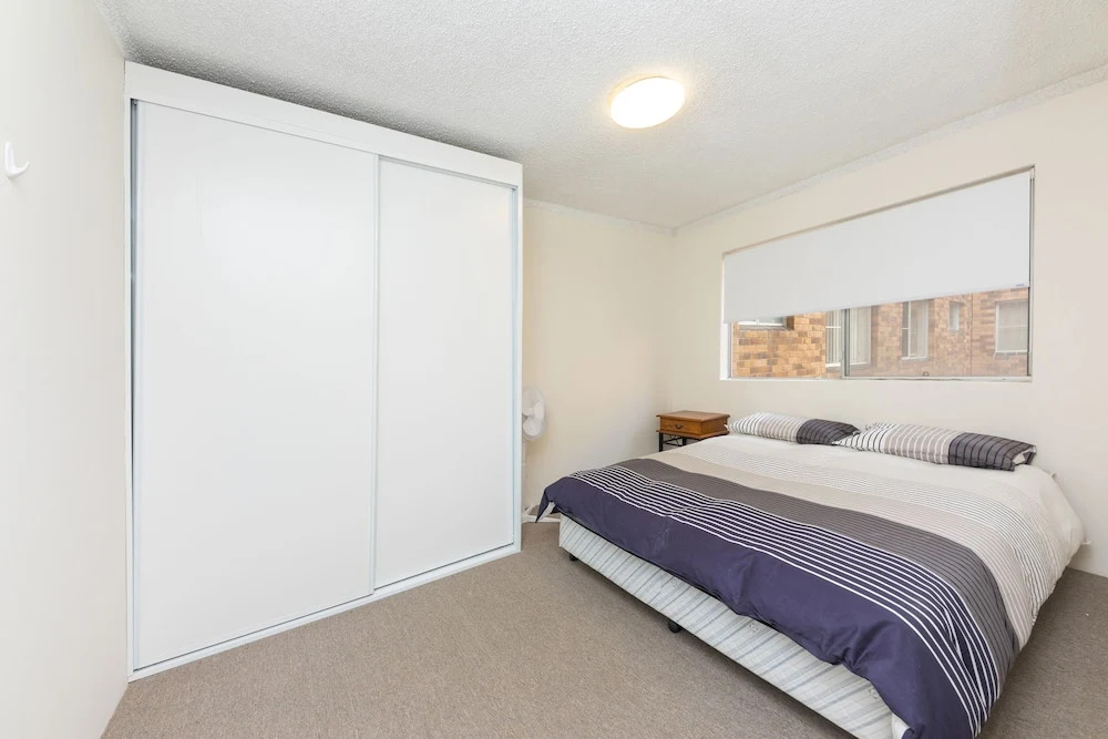 Dolphin Court unit 1