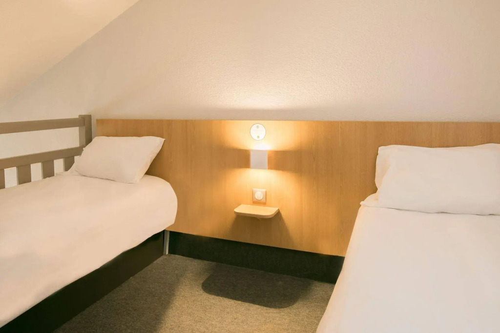 B&B HOTEL Lyon Saint-Priest