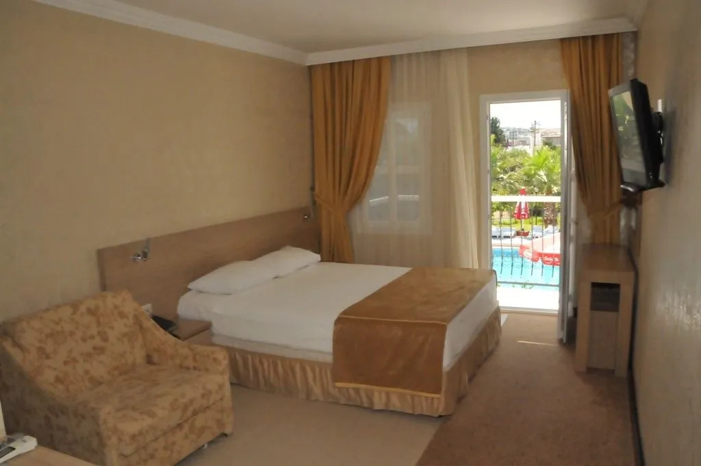 Club Hotel Arinna