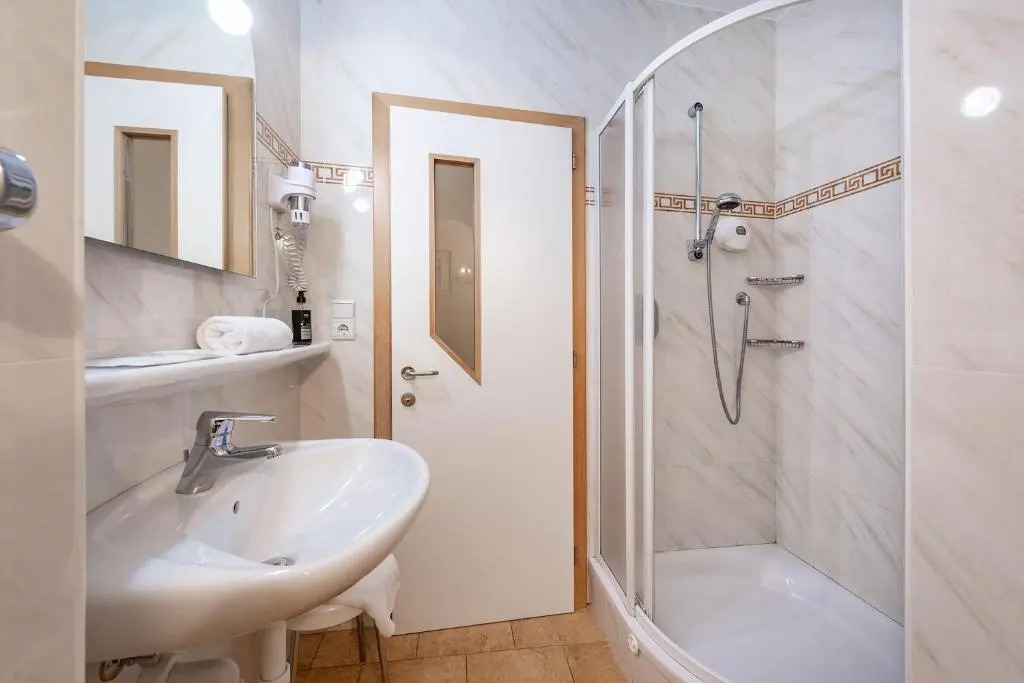 Hotel Weisse Lilie - B&B