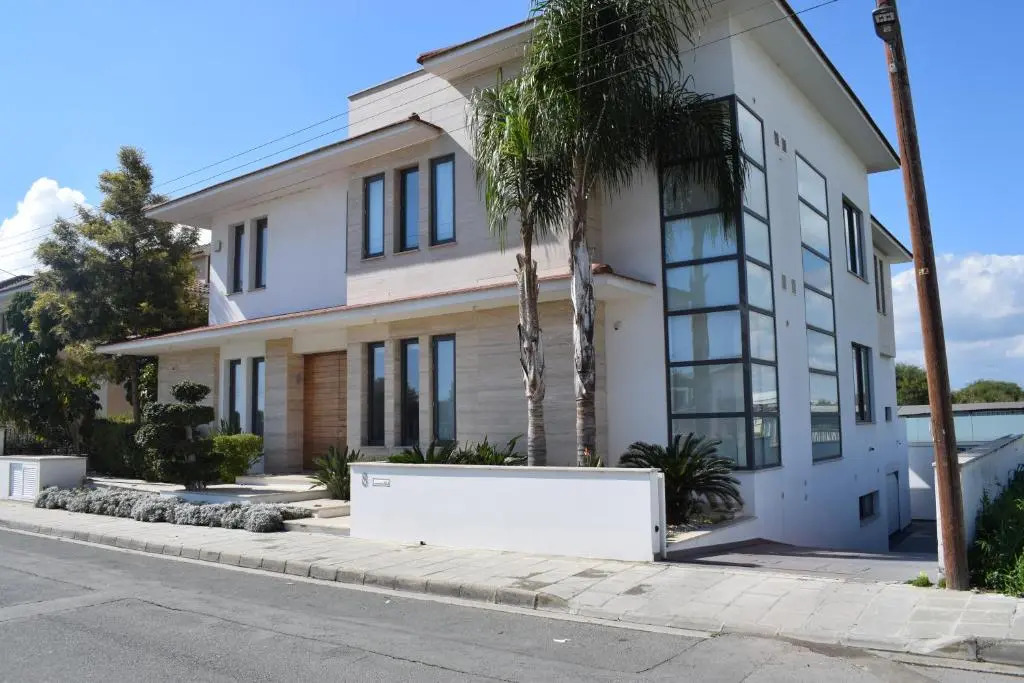 Salt Lake Deluxe Villa