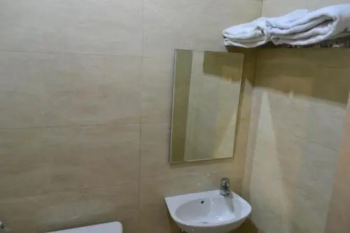 Family Budget Hotels F77