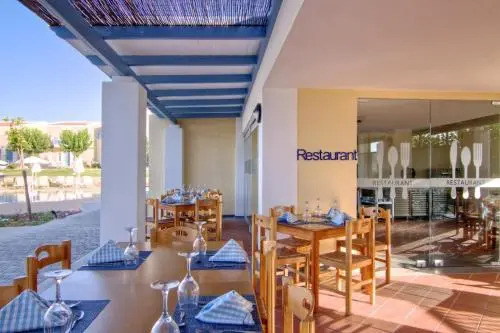 Aparthotel 4 Stars Adelianos Kampos