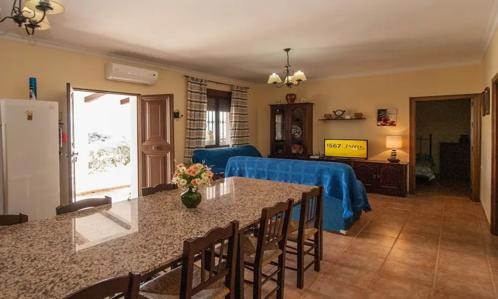 104557 Villa In Algodonales