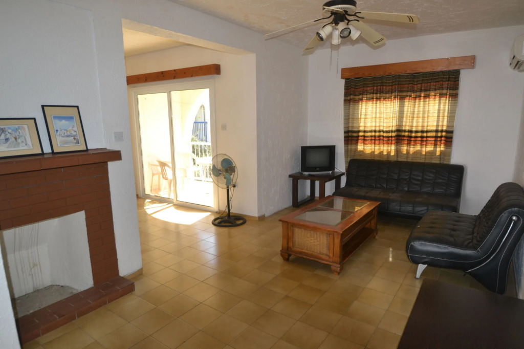 Napa Blue Apartment, XXL Pool,in Hearth of Ayia Napa