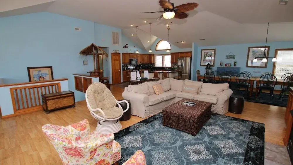 Summer Times - 8 Br Home