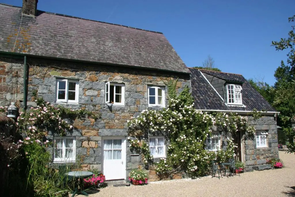 Le Douit Farm Self Catering
