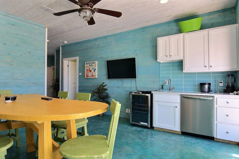 Sunset Beach Gw102 6 Bedrooms 6 Bathrooms Home