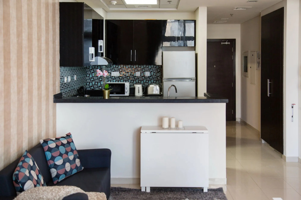 HiGuests - Fully Renovated,3 mins to the beach and Sea View