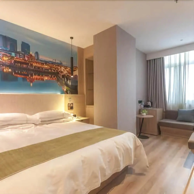 Super 8 Hotel