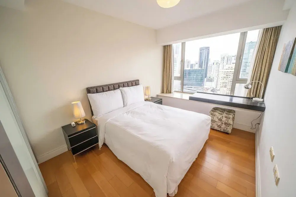 Tyms 3BR 2BA Apt near Xujiahui Metro