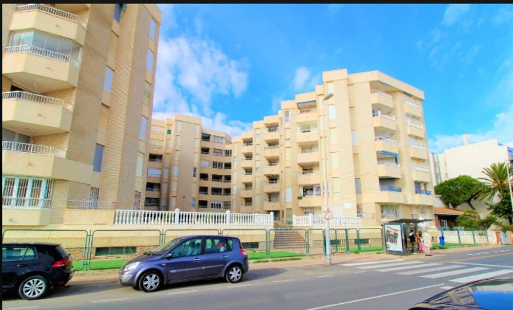 Apartment with One Bedroom in Torrevieja, with Wonderful City View, Furnished Balcony And Wifi - 100 M From the Beach