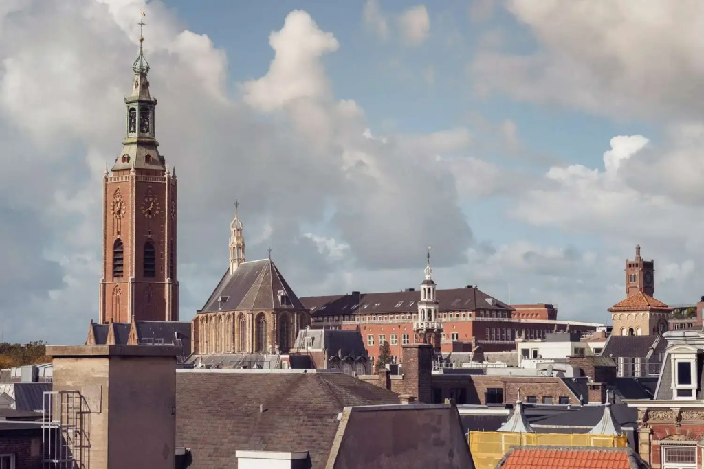 PLAZA Premium Den Haag City Center