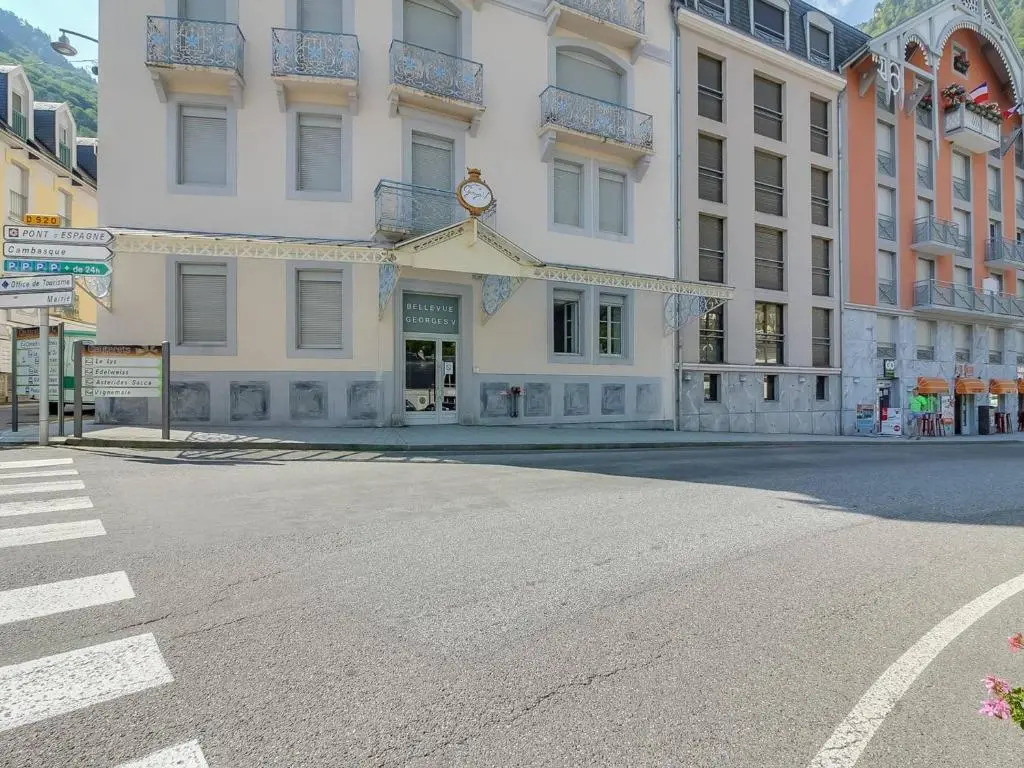 Appartement Cauterets, 2 pièces, 4 personnes - FR-1-401-7