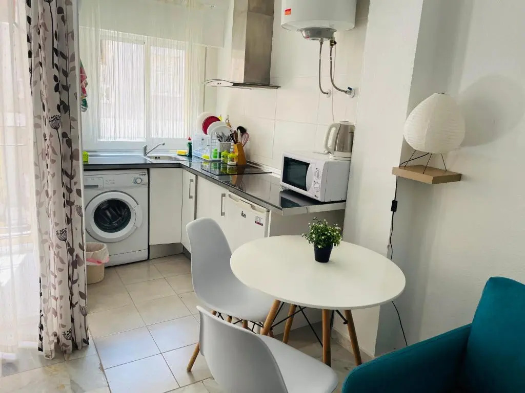 Studio apartment Vicente Blasco Ibáñez, 127