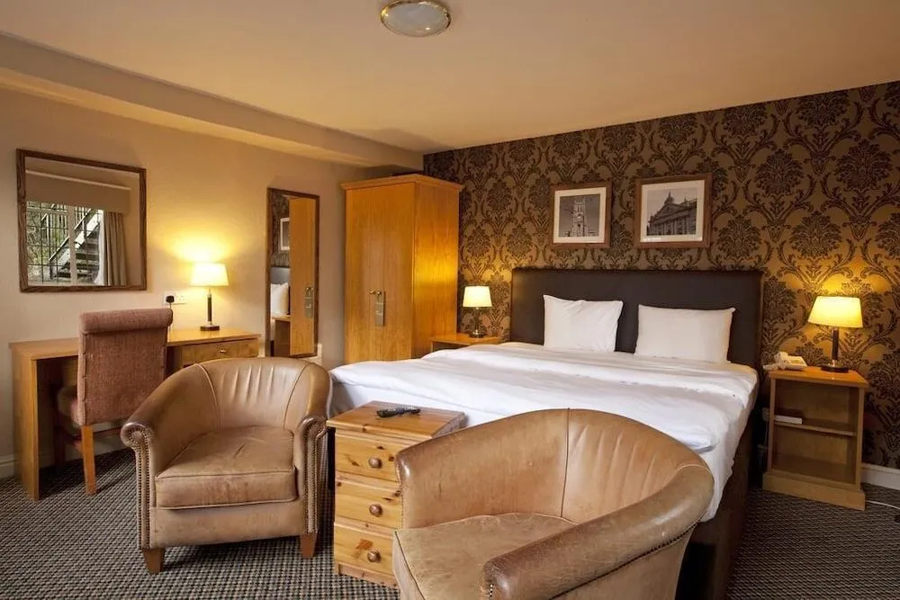 Cromwell Lodge Hotel by Greene King Inns