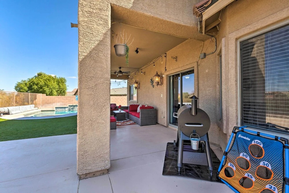 Modern Tucson Home w/ Patio + Saltwater Pool!