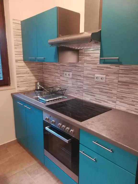 Studio apartman Arni