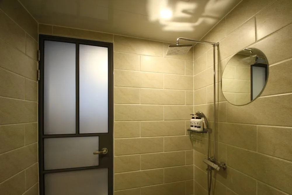 Calm Rest Hotel Busan Sasang