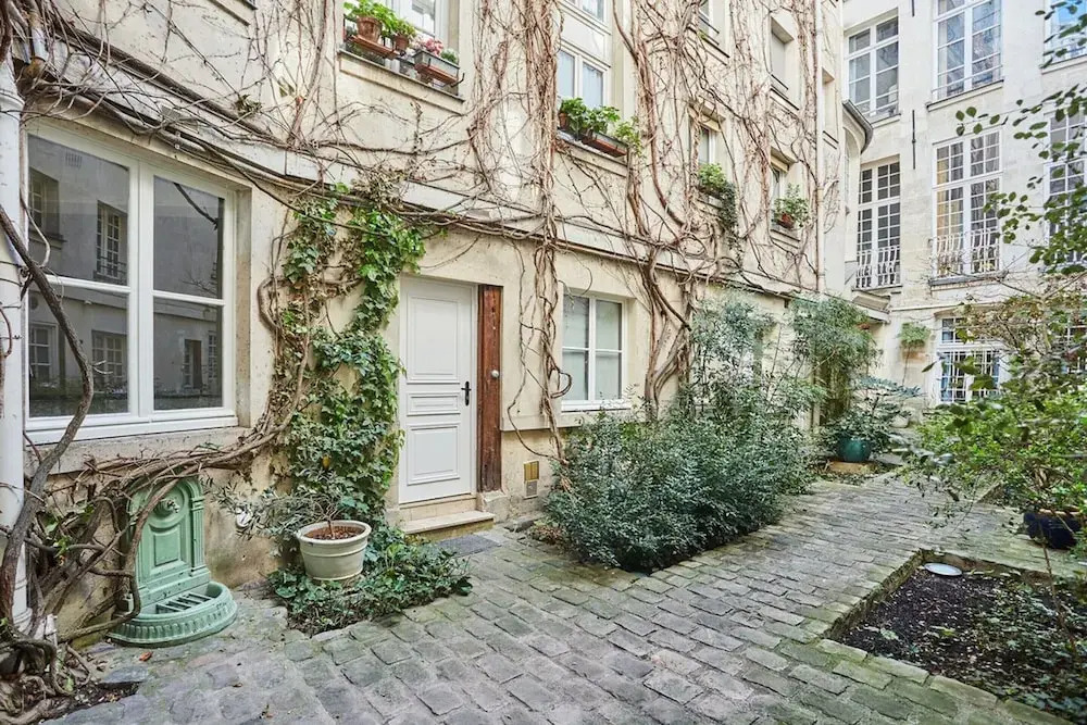 Amazing Apartment in the Center of Paris