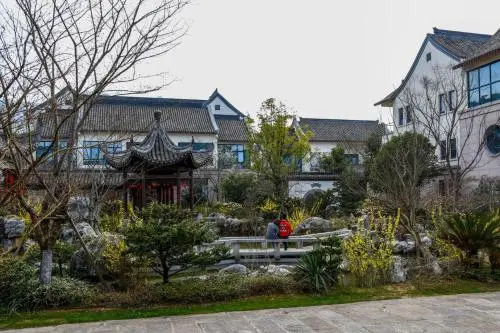 Anji paradise spring and autumn Resort