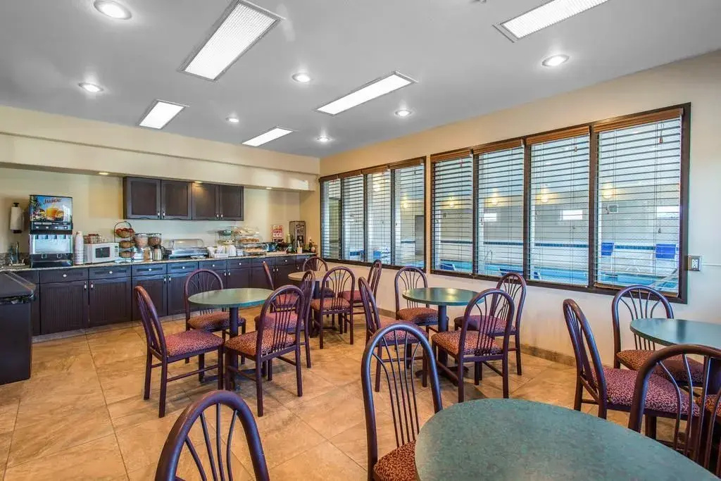 Baymont by Wyndham Loveland - Fort Collins Area