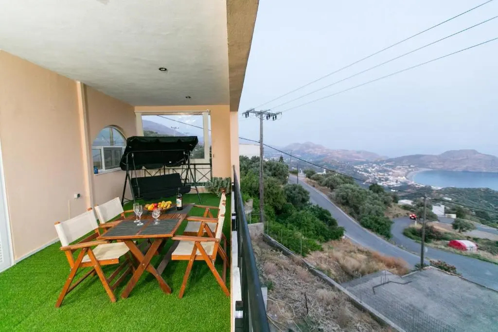 Irini's Sea View House