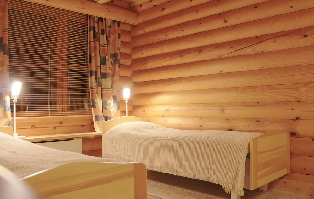 Aapishovi Chalet