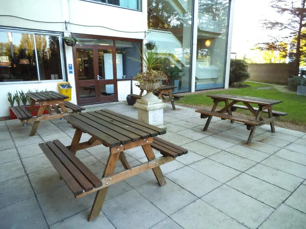 Airport Inn Gatwick