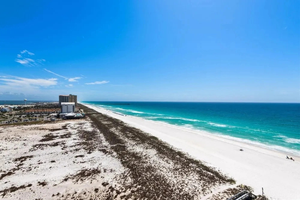 Navarre Towers 1202 - The Penthouse Pearl