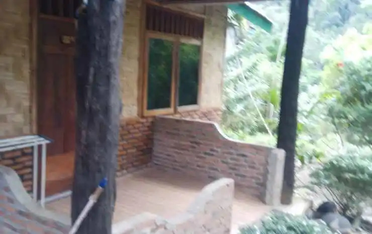 Tangkahan Inn