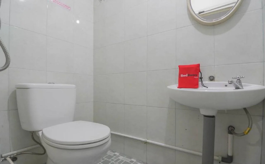 RedDoorz near Gajah Mada Pontianak