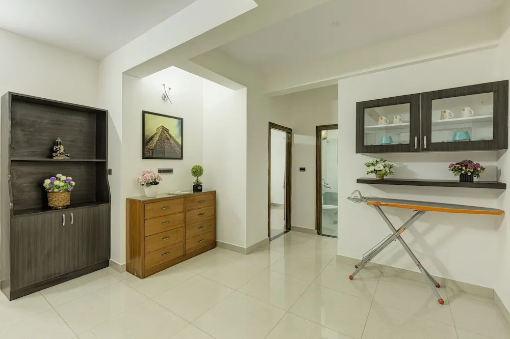 Dwaraka Suites