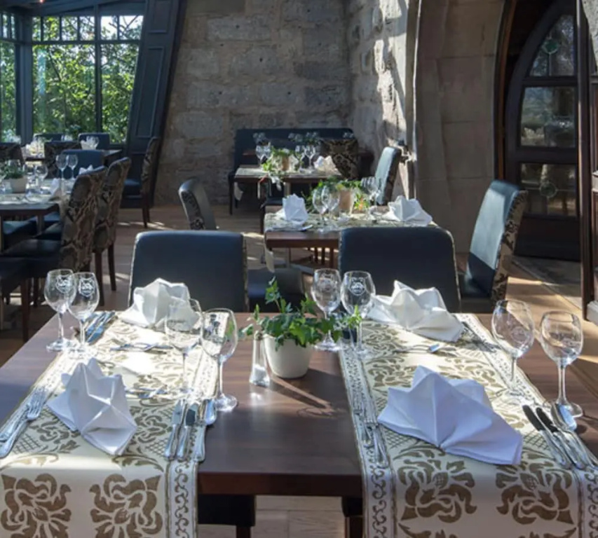 Burg Colmberg Hotel